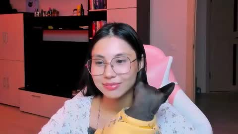 ms_emily_ online show from July 31, 9:49 pm