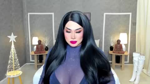 Snapshot of ms_lhadycummer chatting on December 16, 10:18 am Samantha online show from December 16, 10:18 am