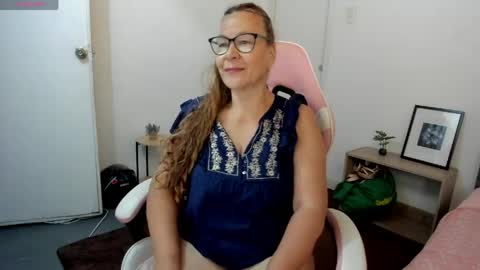 ms_samanta online show from May 1, 11:02 am