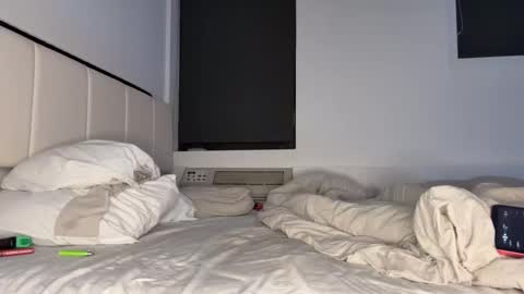 mskitty000 online show from February 1, 12:20 am