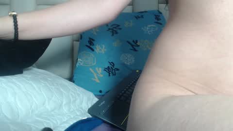 Snapshot of mss_mar chatting on December 4, 4:10 am FERNANDA 3 online show from December 4, 4:10 am