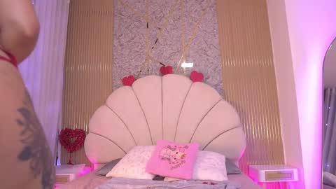 Manuela  online show from February 27, 3:28 am