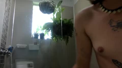   online show from February 17, 1:00 pm