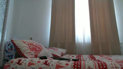 Snapshot of musclesqueen chatting on December 17, 10:23 am MusclesQueen online show from December 17, 10:23 am