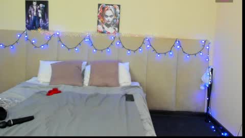 Eva online show from January 4, 8:59 pm