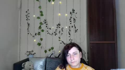 Jeneva online show from May 2, 5:49 pm