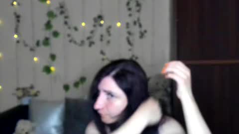 Jeneva online show from June 24, 6:07 pm