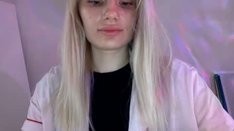 musescorner online show from August 3, 3:50 pm
