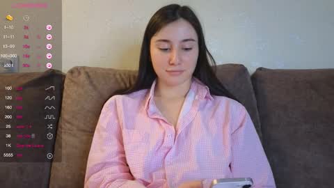 Im Marine online show from March 12, 8:33 pm