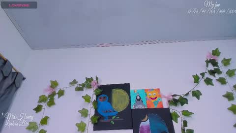 Sara IG   online show from November 22, 9:23 am