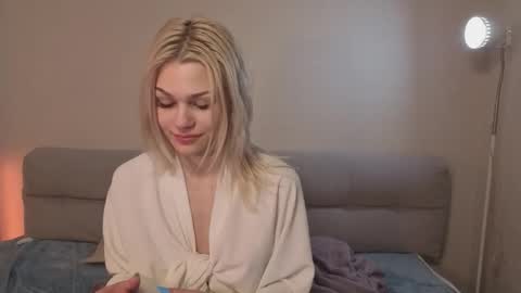 April online show from March 14, 8:10 pm