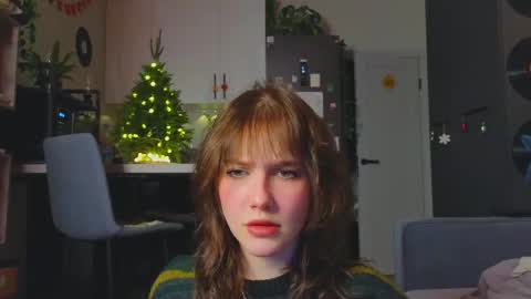 Snapshot of my_parisss chatting on December 25, 6:19 pm PARIS online show from December 25, 6:19 pm