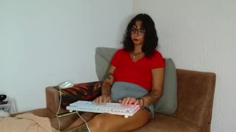 myamillor online show from March 14, 8:21 pm