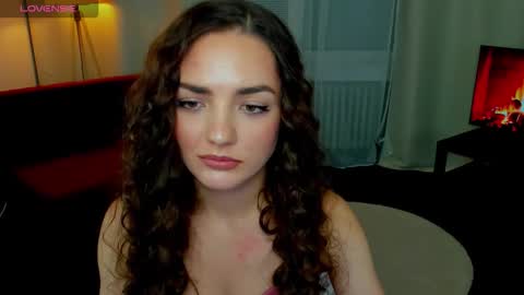 Snapshot of myellaluvs chatting on October 17, 10:46 pm Ella online show from October 17, 10:46 pm
