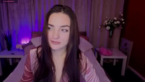 Snapshot of myellaluvs chatting on October 11, 8:44 pm Ella online show from October 11, 8:44 pm