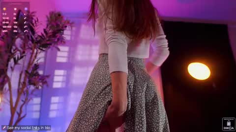 Liss Next stream December2 online show from February 24, 8:47 pm