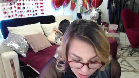 Myrna Sessions online show from March 9, 12:53 am