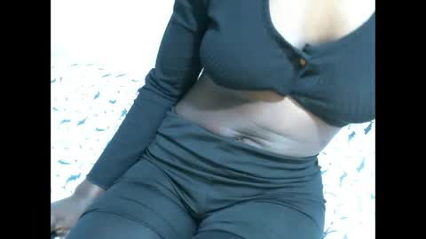 myrrah online show from December 2, 6:48 am