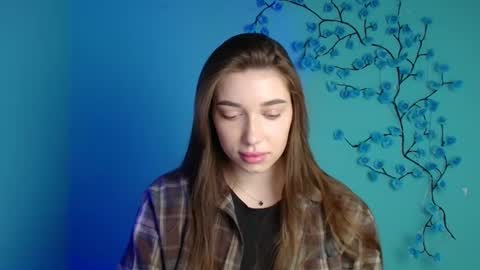 Amelia online show from May 2, 5:11 am