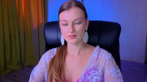 mysticvenus_ online show from March 9, 3:37 pm