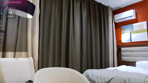 Angeline online show from October 7, 7:29 pm