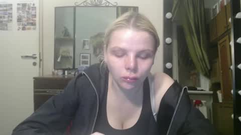nadyagt online show from May 20, 10:40 pm