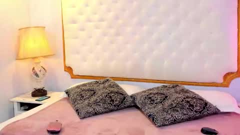 Nahomi online show from December 2, 7:49 pm