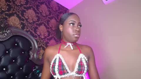 Naia online show from February 7, 4:24 pm