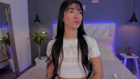 Naisha Ford online show from May 5, 4:48 am