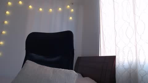 Nala online show from September 20, 9:13 pm