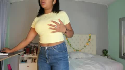 Snapshot of nami_sam chatting on March 9, 12:53 pm nami_sam online show from March 9, 12:53 pm