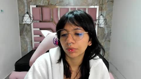 Snapshot of nami_usagi chatting on December 8, 10:52 am nami_usagi online show from December 8, 10:52 am