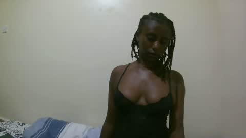 nana2095 online show from July 5, 9:09 pm