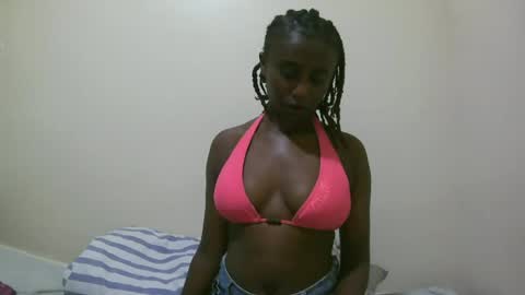 nana2095 online show from June 25, 1:16 am