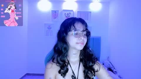 Snapshot of nanami_owo chatting on October 10, 3:33 am nanami_owo online show from October 10, 3:33 am