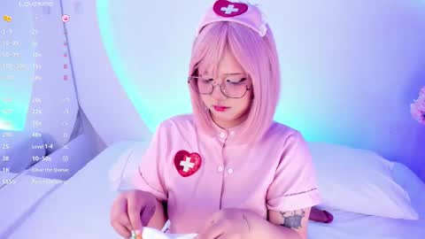 NanaOsaky online show from December 20, 12:20 pm