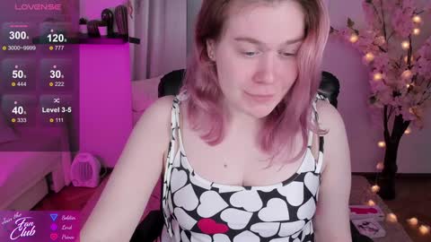 Snapshot of nancy_sun_ chatting on December 6, 11:11 am Nancy online show from December 6, 11:11 am