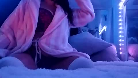 Luscious Lizz online show from December 30, 1:47 pm