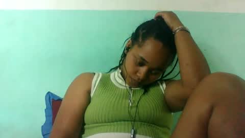 nandrianina416143 online show from July 22, 7:31 am
