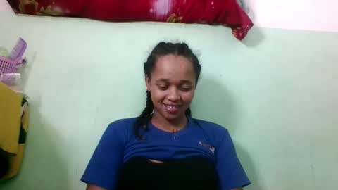 nandrianina416143 online show from May 3, 6:28 am