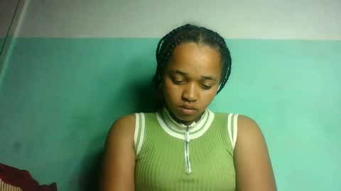 nandrianina416143 online show from June 23, 4:32 am