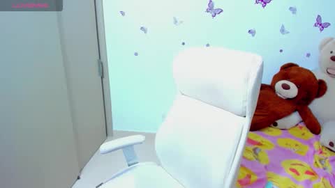 Nathalia King online show from January 18, 1:24 am