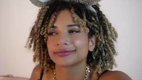 naomidawson online show from July 10, 2:34 am