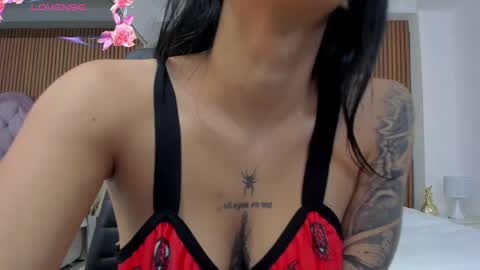 Naomi Frost online show from April 29, 1:25 pm
