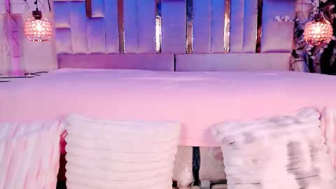     online show from March 6, 5:57 am