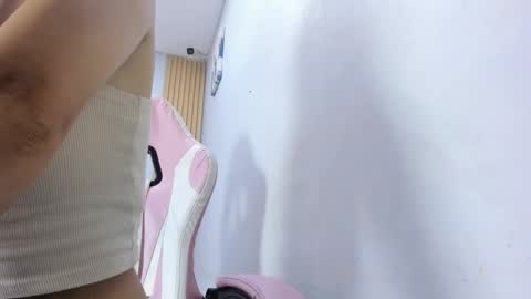 naomis_35 online show from March 10, 8:46 pm