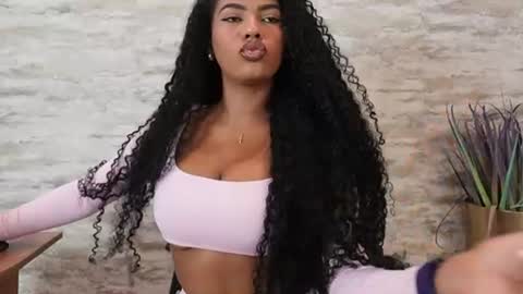 Naomi     online show from July 31, 6:47 am
