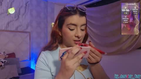 Naomy  online show from January 17, 3:14 am