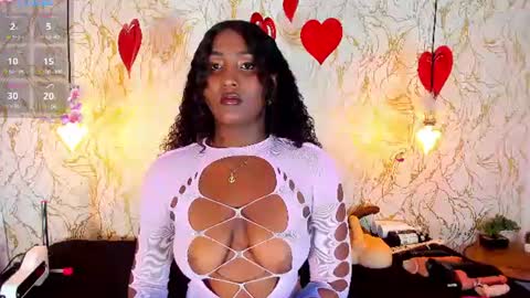 Naomy online show from June 18, 8:47 pm