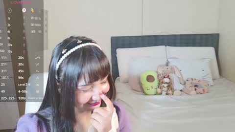 Snapshot of naree_masaki chatting on January 18, 10:49 am Naree online show from January 18, 10:49 am
